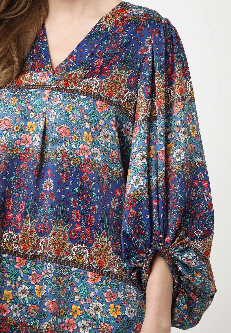 Promo π€© Madam-T Donna EUSTACE - Camicetta - Blau Rot β - immagine 6