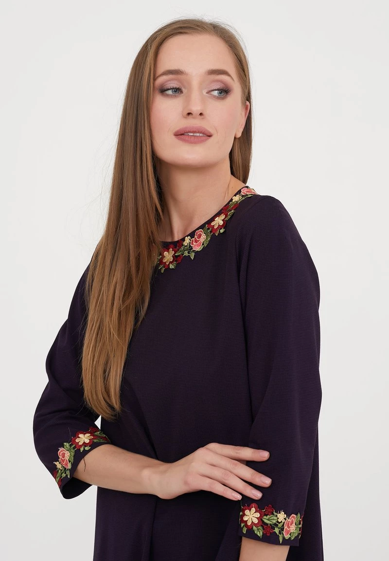 Vendita all'ingrosso π Madam-T Donna LOLANTA - Vestito Estivo - Pflaume π - immagine 4