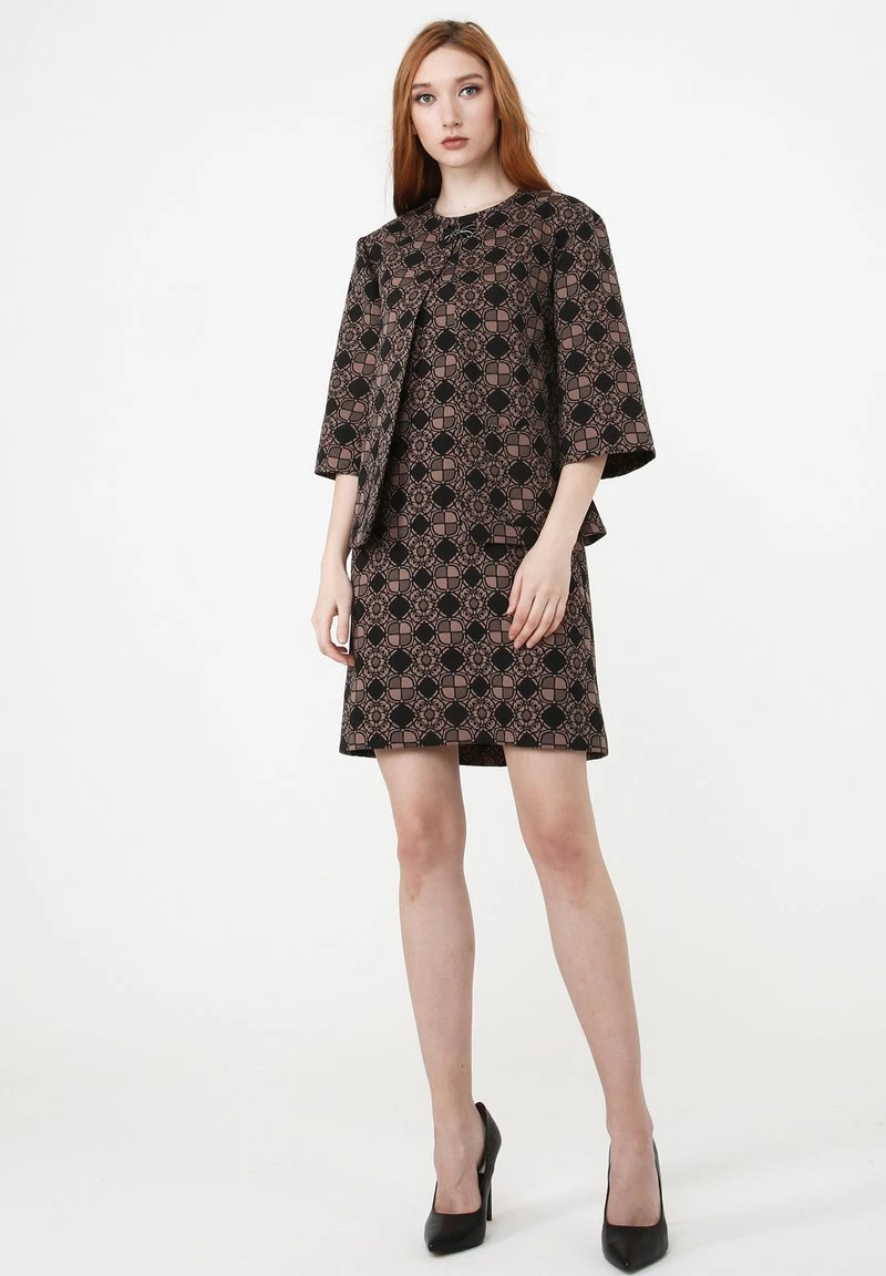 Vendita all'ingrosso π₯ Madam-T Donna Giubbotto Bomber - Schwarz/ Beige π - immagine 2