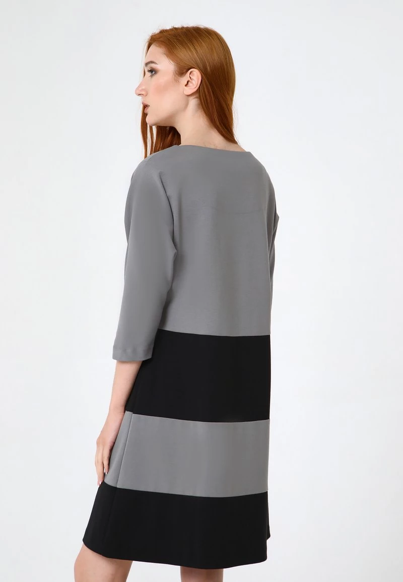 Vendita calda π Madam-T Donna MAXIMA - Abito In Maglia - Grau Schwarz π - immagine 3