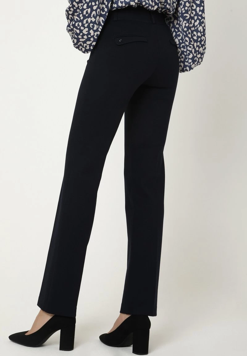 Le migliori recensioni di β Madam-T Donna SOFA - Chino - Blau π - immagine 3