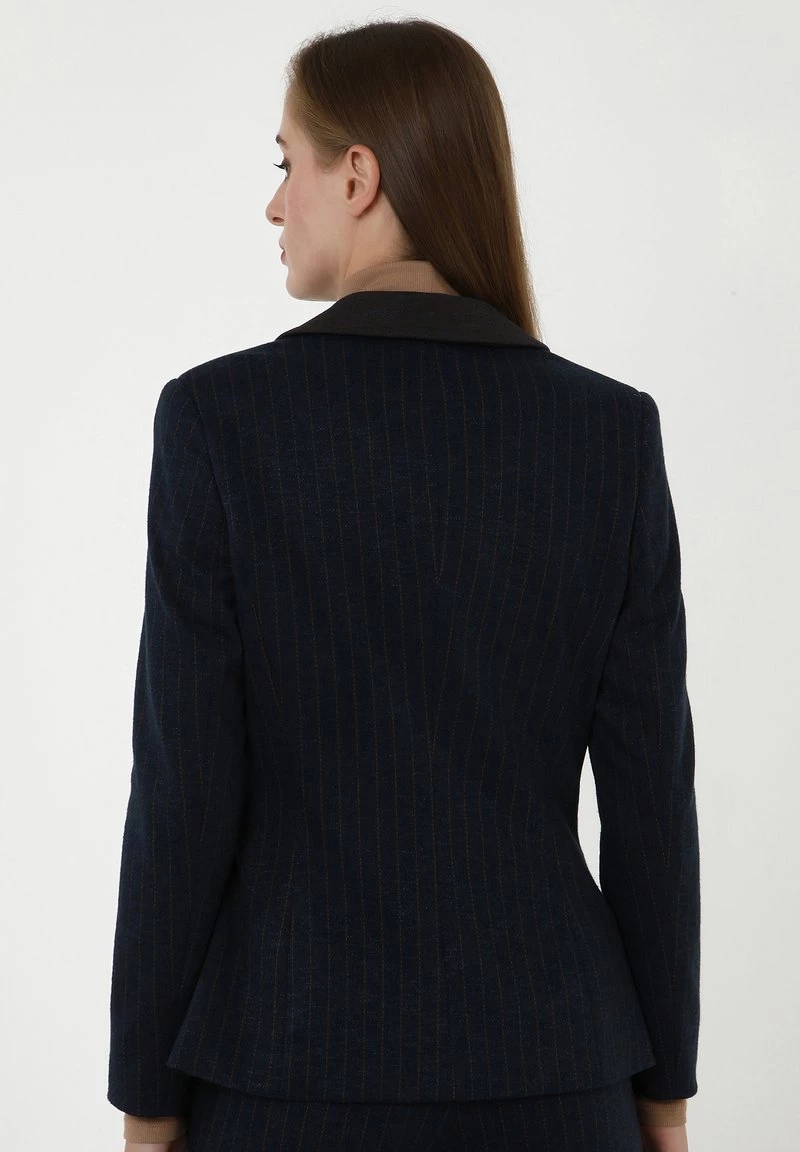 Bilancio ✔️ Madam-T Donna MANA - Blazer - Blau ❤️ - immagine 3