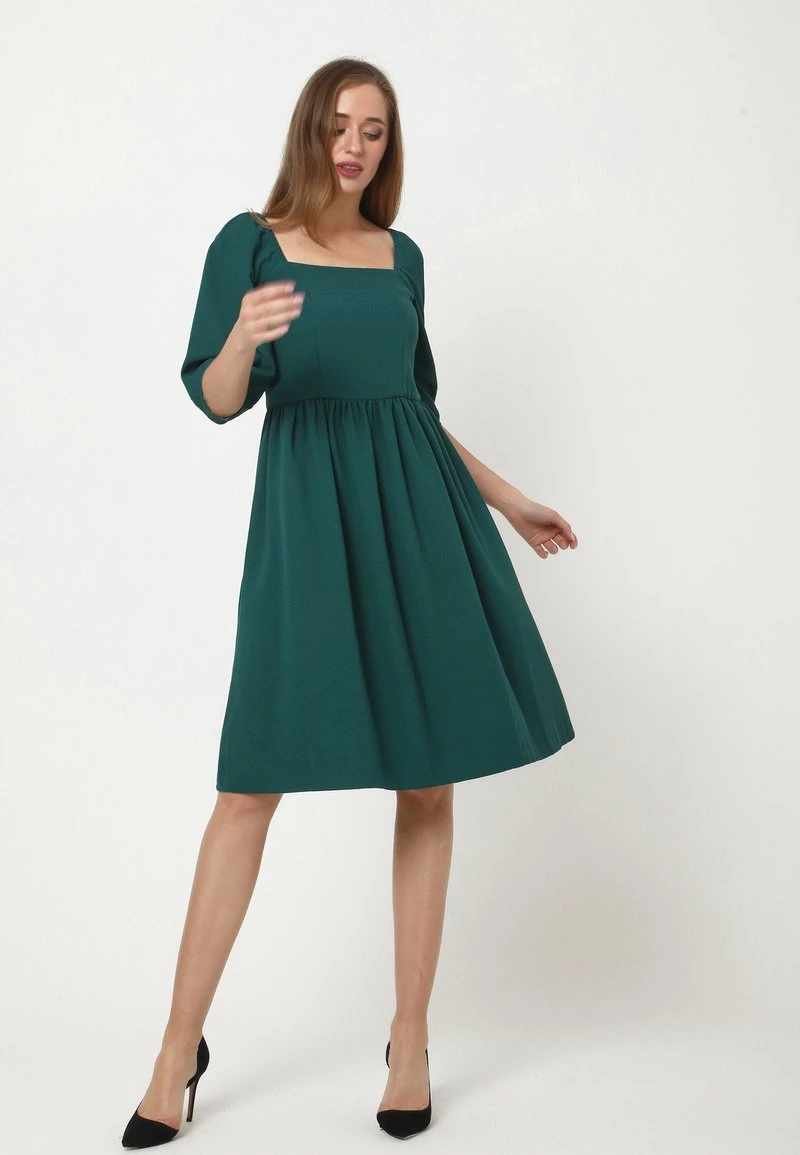 Sconto 𧨠Madam-T Donna CHANTALE - Vestito Estivo - Grün π - immagine 4